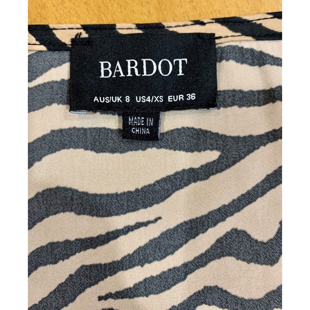 Bardot Tiger Print Long Sleeve Wrap Side Tie Crop Top Copper Size XS - Picture 3 of 5